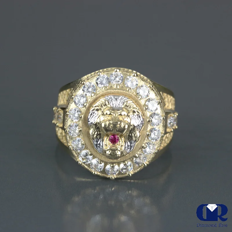 Men's two - tone rings combining silver and goldMen's Lion Head Diamond Ring In 14K Gold