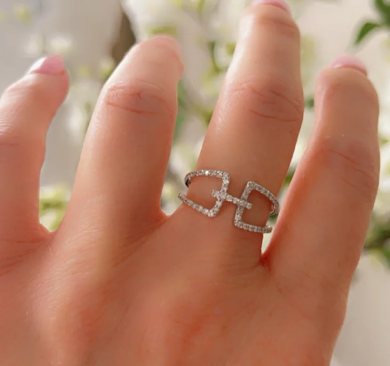 Vintage - Inspired Filigree - Design Women's Rings in Sterling SilverDiamond ring