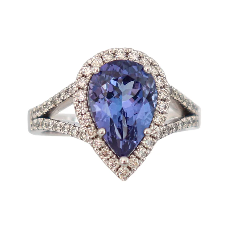 Minimalist Women's Rings with a Single Pearl in 14K Gold - Plated BandsDazzling White Gold Pear Shape Tanzanite and Diamond Cocktail Ring Minimalist Women's Rings with a Single Pearl in 14K Gold - Plated BandsDazzling White Gold Pear Shape Tanzanite and Diamond Cocktail Ring