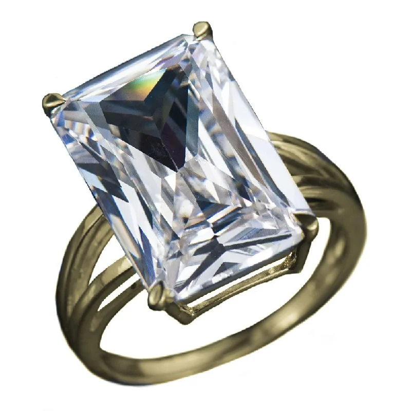 Statement - Making Cocktail Rings for Women with Large Cubic ZirconiaTrillionaire Gold Ring Statement - Making Cocktail Rings for Women with Large Cubic ZirconiaTrillionaire Gold Ring