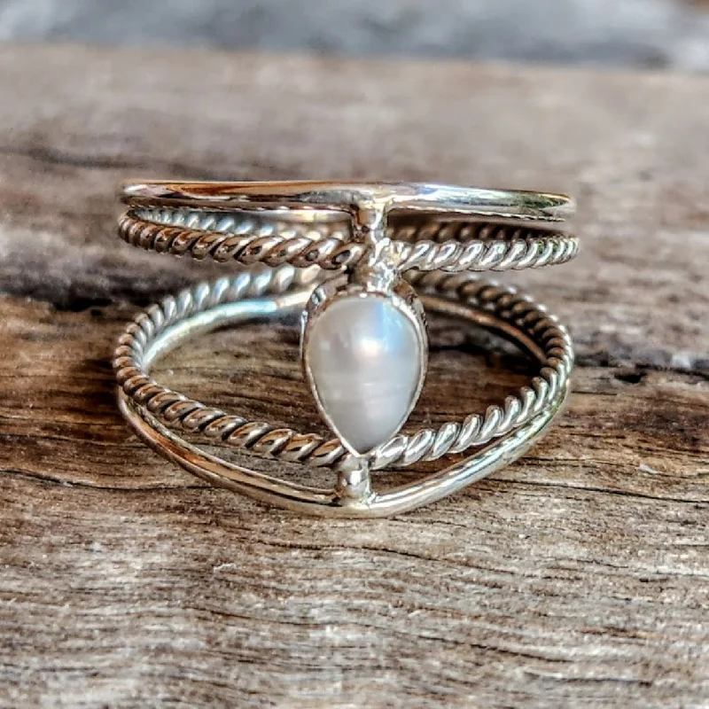 Women's Infinity Symbol Rings in Rose Gold for a Romantic TouchPEARL SILVER DROP - DOUBLE BANDED 925 RING Women's Infinity Symbol Rings in Rose Gold for a Romantic TouchPEARL SILVER DROP - DOUBLE BANDED 925 RING