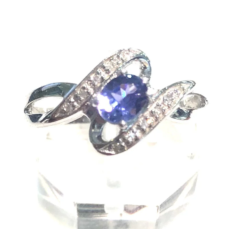 Rhinestone - Embellished Fashion Rings in Silver - Tone Metal for a Glamorous TouchTanzanite Open Design Ring Rhinestone - Embellished Fashion Rings in Silver - Tone Metal for a Glamorous TouchTanzanite Open Design Ring