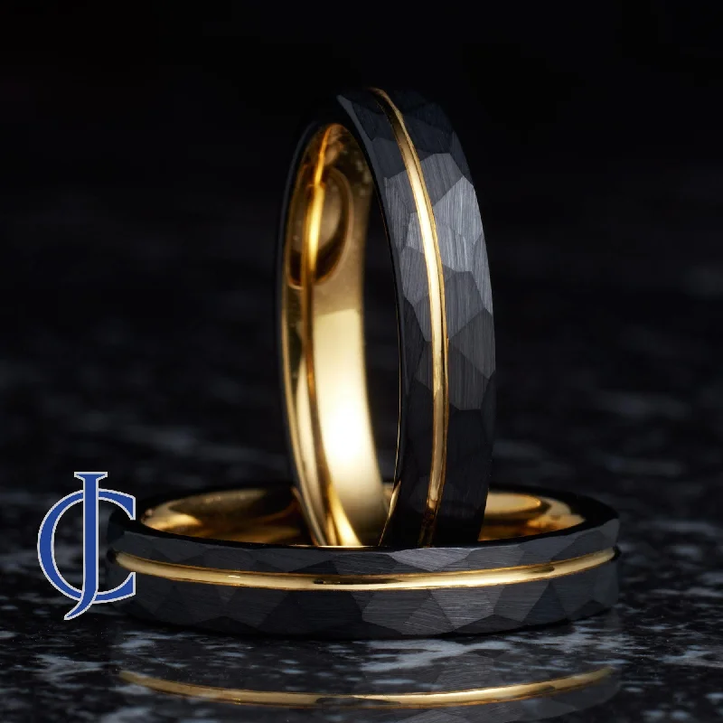 Floral - Patterned Women's Rings in 18K Yellow Gold for a Feminine LookNEO GOLD 4MM - Black and Gold Hammered Tungsten Ring Floral - Patterned Women's Rings in 18K Yellow Gold for a Feminine LookNEO GOLD 4MM - Black and Gold Hammered Tungsten Ring
