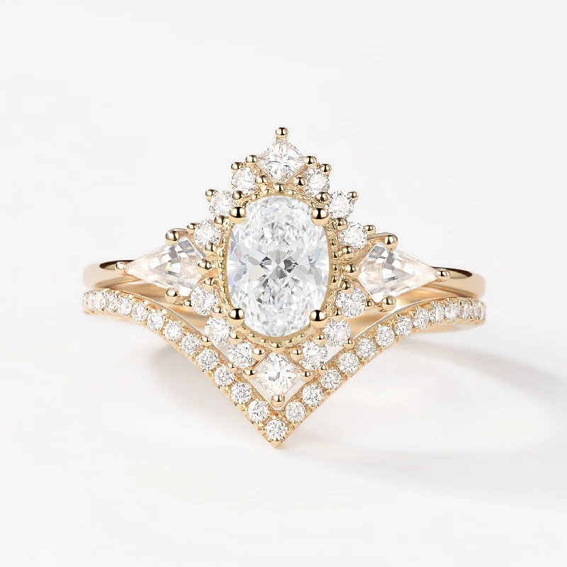 Heart - Shaped Women's Diamond Rings in Rose Gold for a Romantic and Symbolic Gift1.0-2.0ct Oval & Kite Lab Grown Diamond Ring Set Heart - Shaped Women's Diamond Rings in Rose Gold for a Romantic and Symbolic Gift1.0-2.0ct Oval & Kite Lab Grown Diamond Ring Set