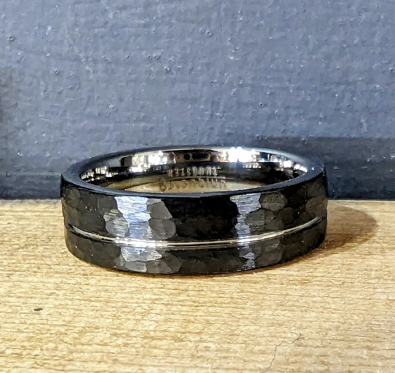 Men's stainless - steel promise rings with a matte finishUnique & Co 7mm Hammered Black Tungsten Ring Men's stainless - steel promise rings with a matte finishUnique & Co 7mm Hammered Black Tungsten Ring