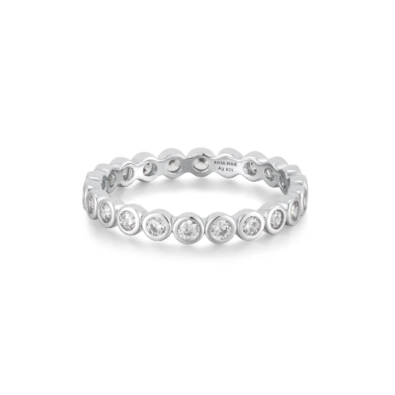 Knuckle - Duster Fashion Rings in Black - Plated Metal with Spike DetailsAnia Haie Silver Bezel Set Ring R058-03H Knuckle - Duster Fashion Rings in Black - Plated Metal with Spike DetailsAnia Haie Silver Bezel Set Ring R058-03H