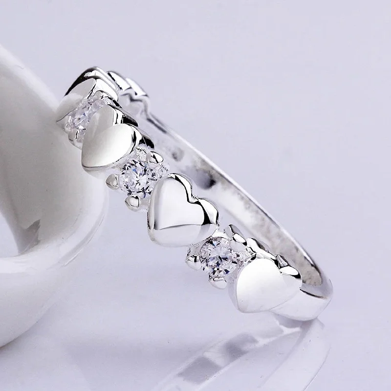 Star - shaped double finger rings with a celestial charmHeart Link Adjustable Finger Ring Star - shaped double finger rings with a celestial charmHeart Link Adjustable Finger Ring