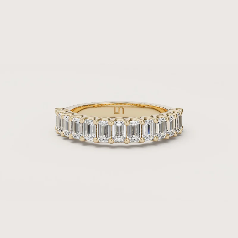 Women's Rings with Birthstones for a Personalized TouchValley Emerald Diamond Band Medium | Halfway Diamonds Women's Rings with Birthstones for a Personalized TouchValley Emerald Diamond Band Medium | Halfway Diamonds