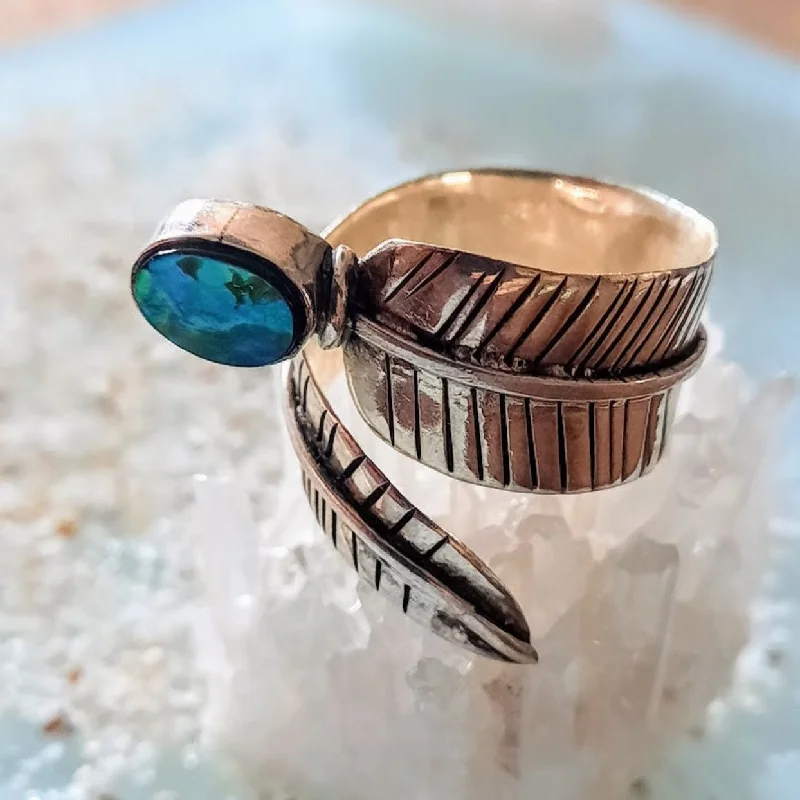 Statement - Making Cocktail Rings for Women with Large Cubic ZirconiaPAUA SHELL - ADJUSTABLE 925 RING Statement - Making Cocktail Rings for Women with Large Cubic ZirconiaPAUA SHELL - ADJUSTABLE 925 RING