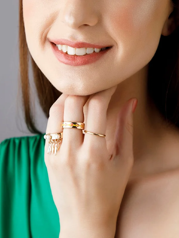 Boho - Style Women's Rings with Turquoise and Leather AccentsRubans Voguish Women Set of 3 Gold Plated Rings Boho - Style Women's Rings with Turquoise and Leather AccentsRubans Voguish Women Set of 3 Gold Plated Rings