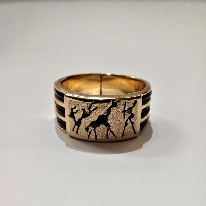 Stackable Gemstone Rings for Women in Amethyst, Sapphire, and EmeraldElephant Hair Rockart Yellow Gold Ring