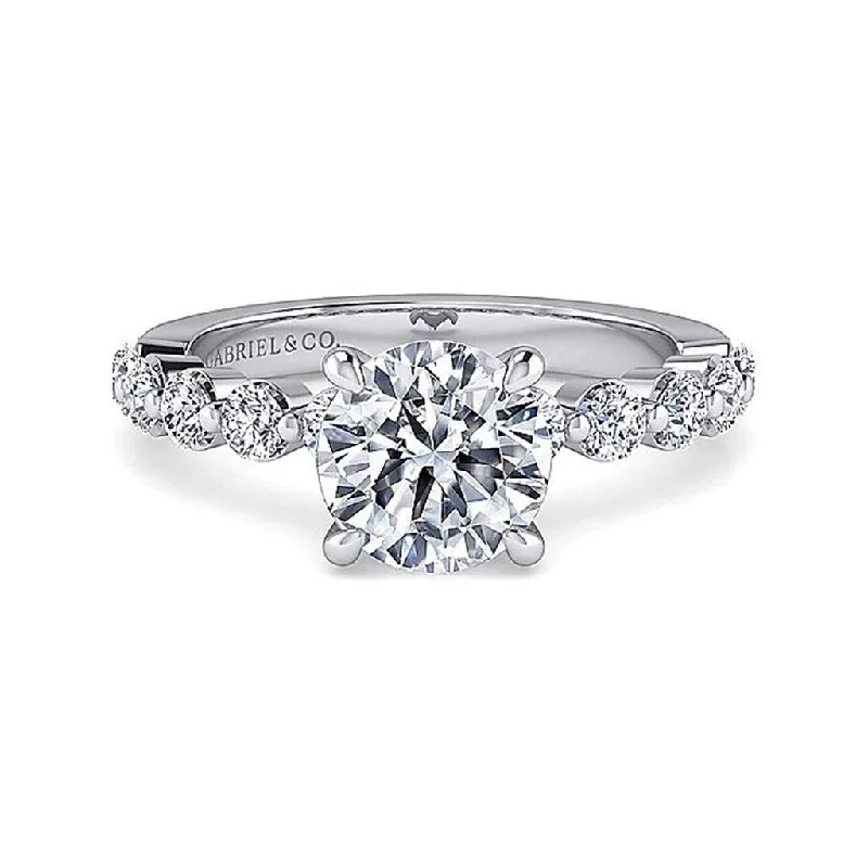 Princess - Cut Women's Diamond Rings in White Gold with a High - Clarity Diamond for a Modern Look14K White Gold 'Silvey' Classic Single Prong Round Diamond Engagement Ring Princess - Cut Women's Diamond Rings in White Gold with a High - Clarity Diamond for a Modern Look14K White Gold 'Silvey' Classic Single Prong Round Diamond Engagement Ring
