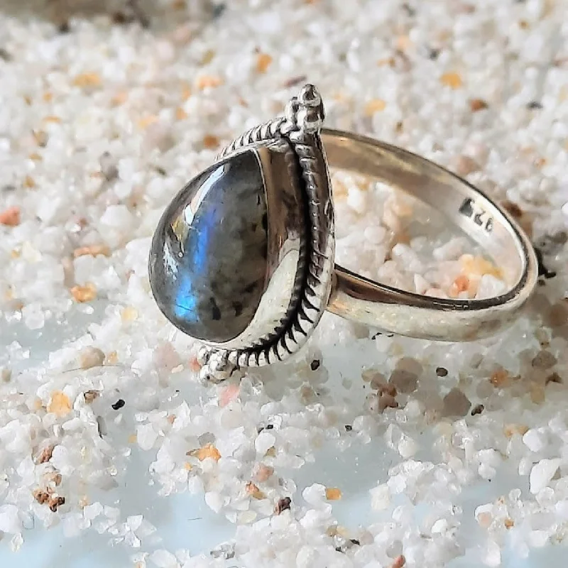 Stackable Gemstone Rings for Women in Amethyst, Sapphire, and EmeraldNEW BELIEFS - LABRADORITE TEARDROP 925 RING Stackable Gemstone Rings for Women in Amethyst, Sapphire, and EmeraldNEW BELIEFS - LABRADORITE TEARDROP 925 RING