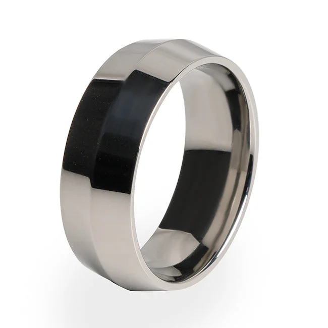 Men's silicone fitness rings for active lifestylesPyramid | Mens Titanium Ring