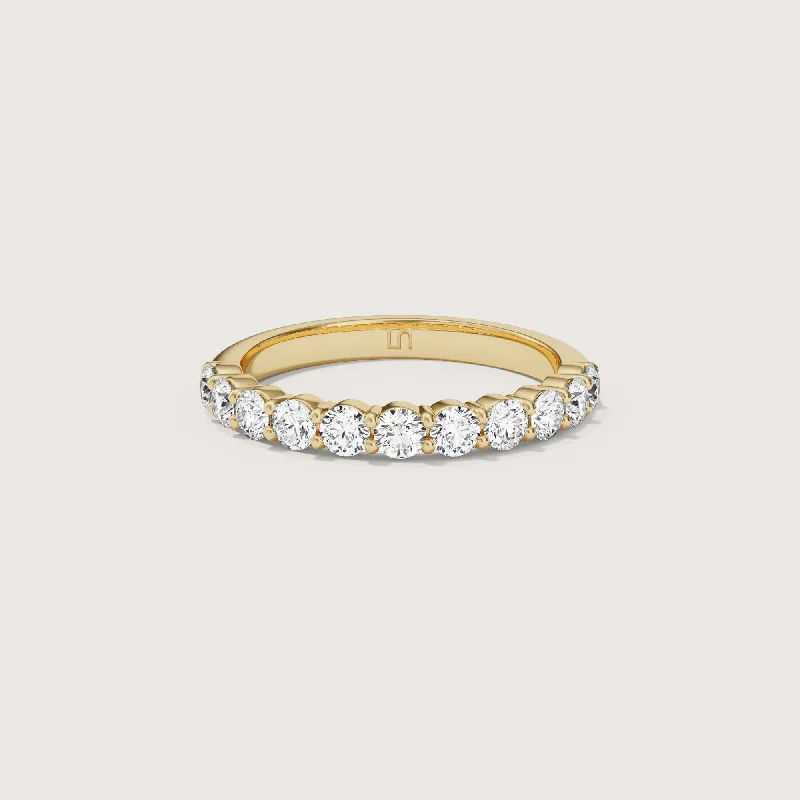 Adjustable Ring Sizes for Women's Rings in Stainless SteelIcon Band | Halfway Diamond Adjustable Ring Sizes for Women's Rings in Stainless SteelIcon Band | Halfway Diamond