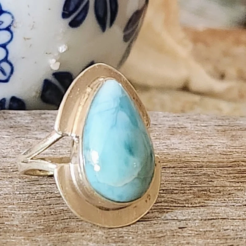 Silicone Women's Rings for a Comfortable and Durable OptionOCEAN DROP - LARIMAR 925 SILVER RING Silicone Women's Rings for a Comfortable and Durable OptionOCEAN DROP - LARIMAR 925 SILVER RING