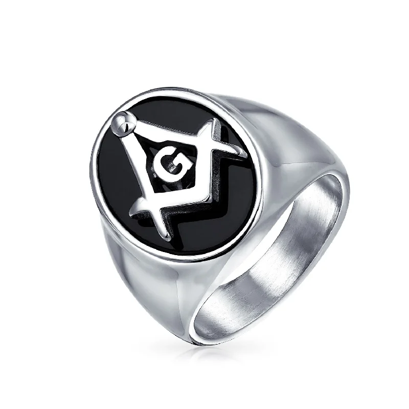 Men's stainless - steel promise rings with a matte finishSecret Society Mens Stainless Steel Black Oval Masonic Signet Ring Silver Tone Men's stainless - steel promise rings with a matte finishSecret Society Mens Stainless Steel Black Oval Masonic Signet Ring Silver Tone