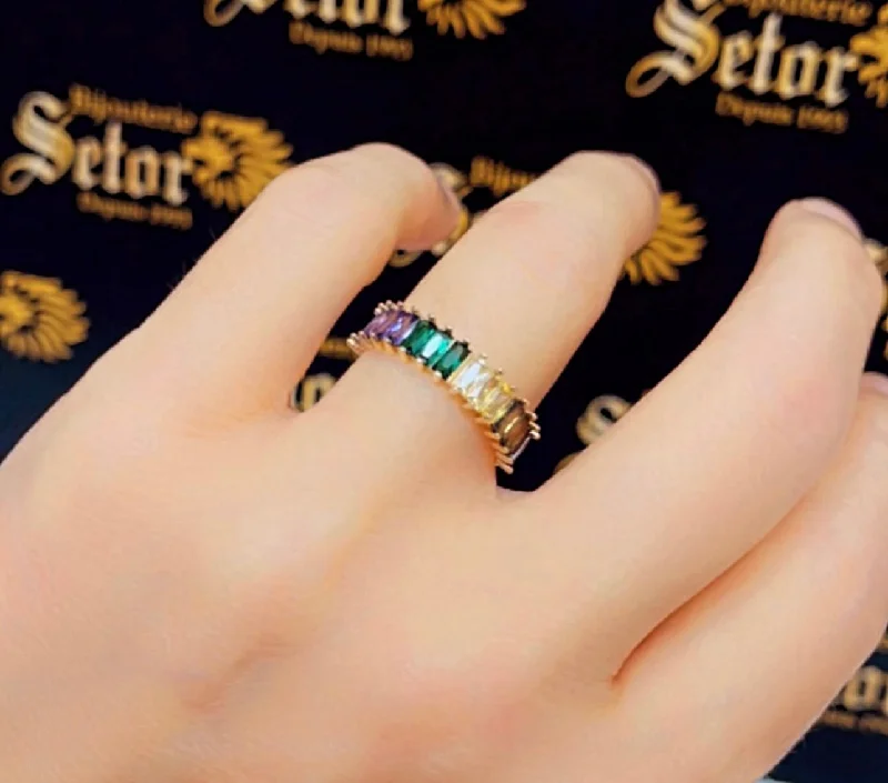 Diamond - Encrusted Women's Rings for Special Occasions in 18K GoldMira colourful ring WR356 Diamond - Encrusted Women's Rings for Special Occasions in 18K GoldMira colourful ring WR356