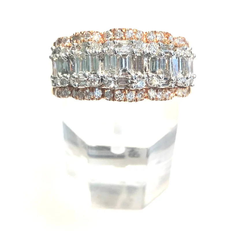 LED - Lit Fashion Rings in Plastic with Color - Changing Effects for a Futuristic LookRose Gold Diamond Band LED - Lit Fashion Rings in Plastic with Color - Changing Effects for a Futuristic LookRose Gold Diamond Band