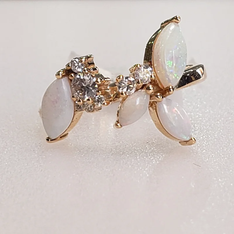 Bohemian - Style Fashion Rings with Turquoise and Silver Filigree for a Free - Spirited LookOpal Ring Bohemian - Style Fashion Rings with Turquoise and Silver Filigree for a Free - Spirited LookOpal Ring