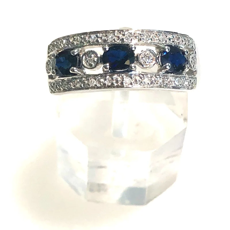 Minimalist Fashion Rings in Stainless Steel with a Single Solitaire CrystalSapphire and Diamond Band Minimalist Fashion Rings in Stainless Steel with a Single Solitaire CrystalSapphire and Diamond Band