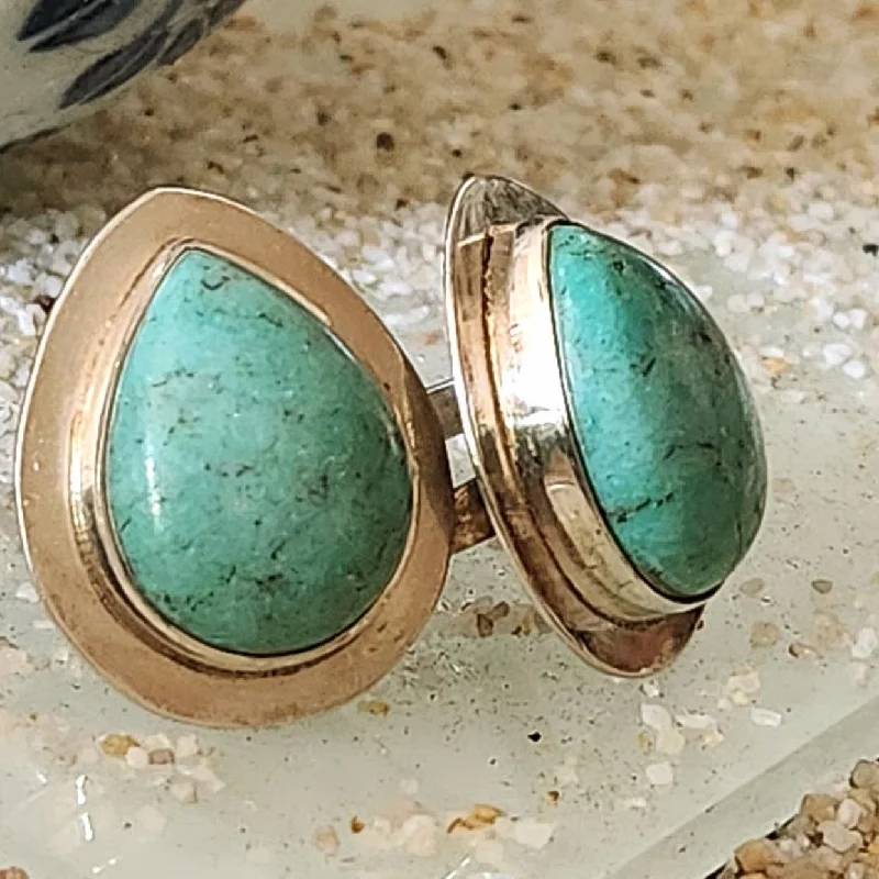 Minimalist Women's Rings with a Single Pearl in 14K Gold - Plated BandsPERFECT TEAR - TEARDROP TURQUOISE 925 RING Minimalist Women's Rings with a Single Pearl in 14K Gold - Plated BandsPERFECT TEAR - TEARDROP TURQUOISE 925 RING