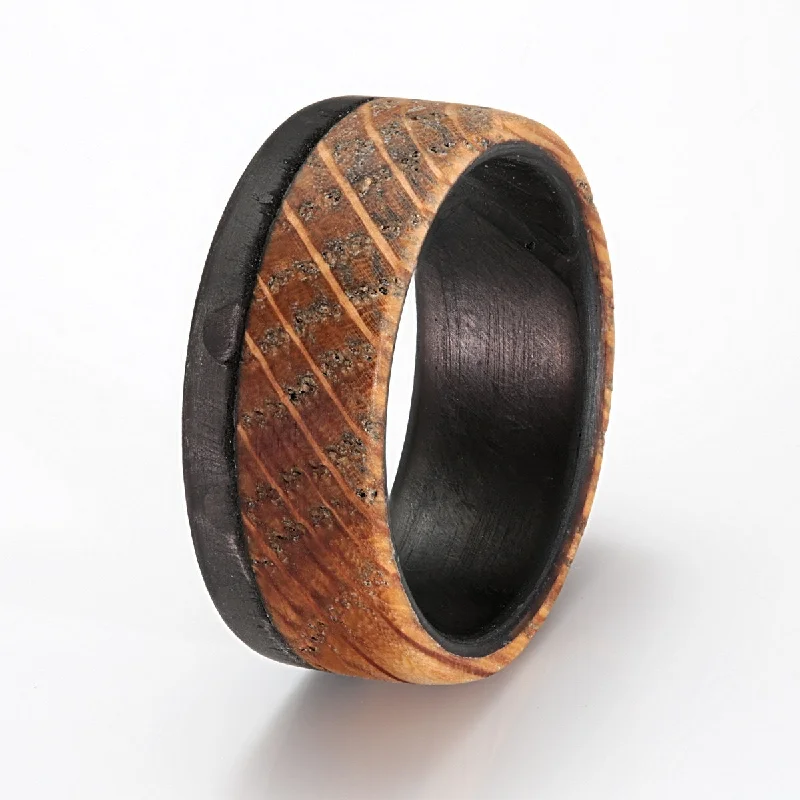 Men's emerald - encrusted rings for a rich green toneCarbon Fibre Ring 8mm with Whisky Barrel Oak Men's emerald - encrusted rings for a rich green toneCarbon Fibre Ring 8mm with Whisky Barrel Oak