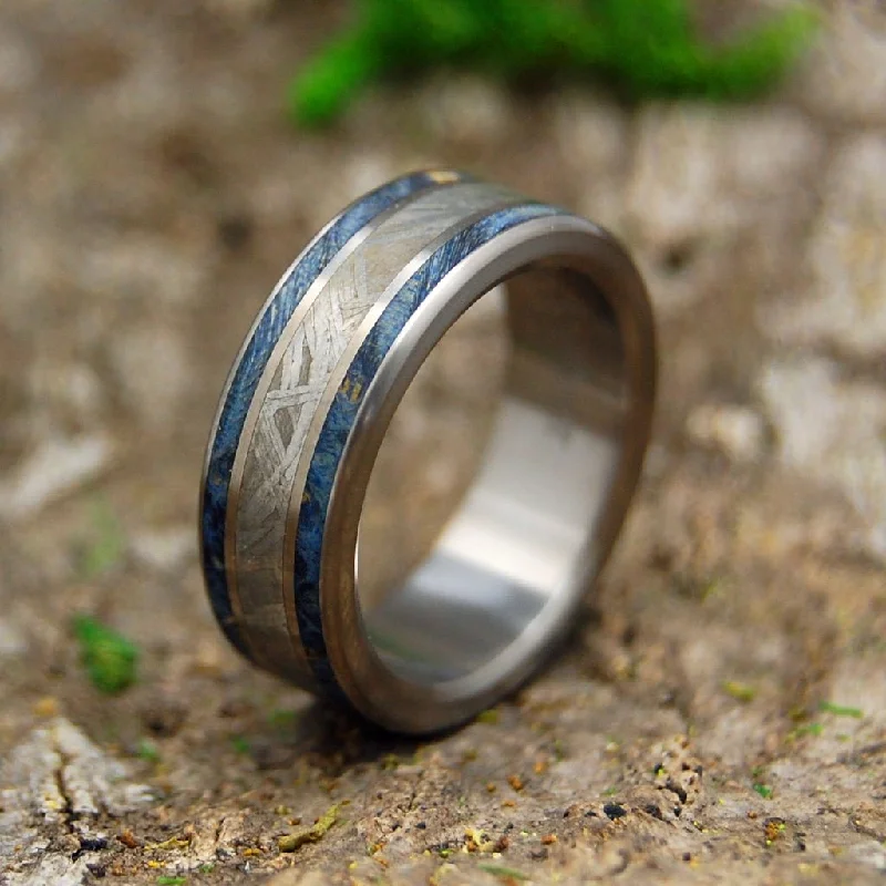 Men's diamond - encrusted engagement rings for a luxurious touchWhen A Tree Meets Meteorite | Men's Meteorite & Wood Wedding Ring Men's diamond - encrusted engagement rings for a luxurious touchWhen A Tree Meets Meteorite | Men's Meteorite & Wood Wedding Ring
