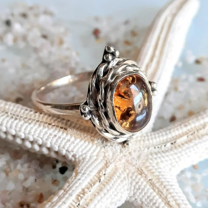 Statement - Making Cocktail Rings for Women with Large Cubic ZirconiaGOLDEN AMBER - 925 SILVER ROPE AMBER RING Statement - Making Cocktail Rings for Women with Large Cubic ZirconiaGOLDEN AMBER - 925 SILVER ROPE AMBER RING