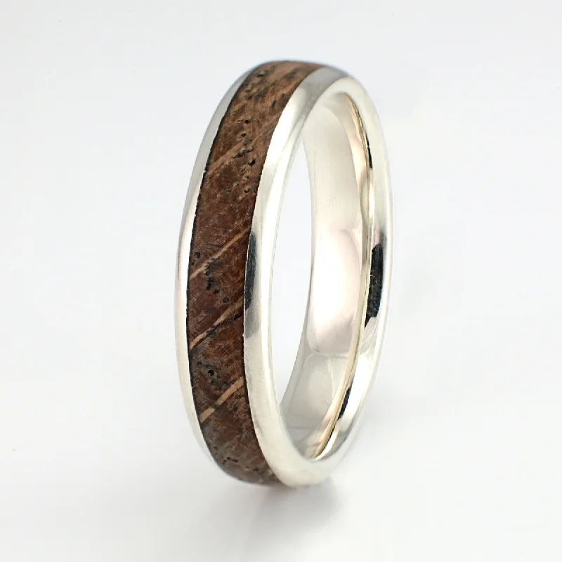 Men's emerald - encrusted rings for a rich green tone9ct White Gold Ring 5mm Rounded with Wood Inlay Men's emerald - encrusted rings for a rich green tone9ct White Gold Ring 5mm Rounded with Wood Inlay