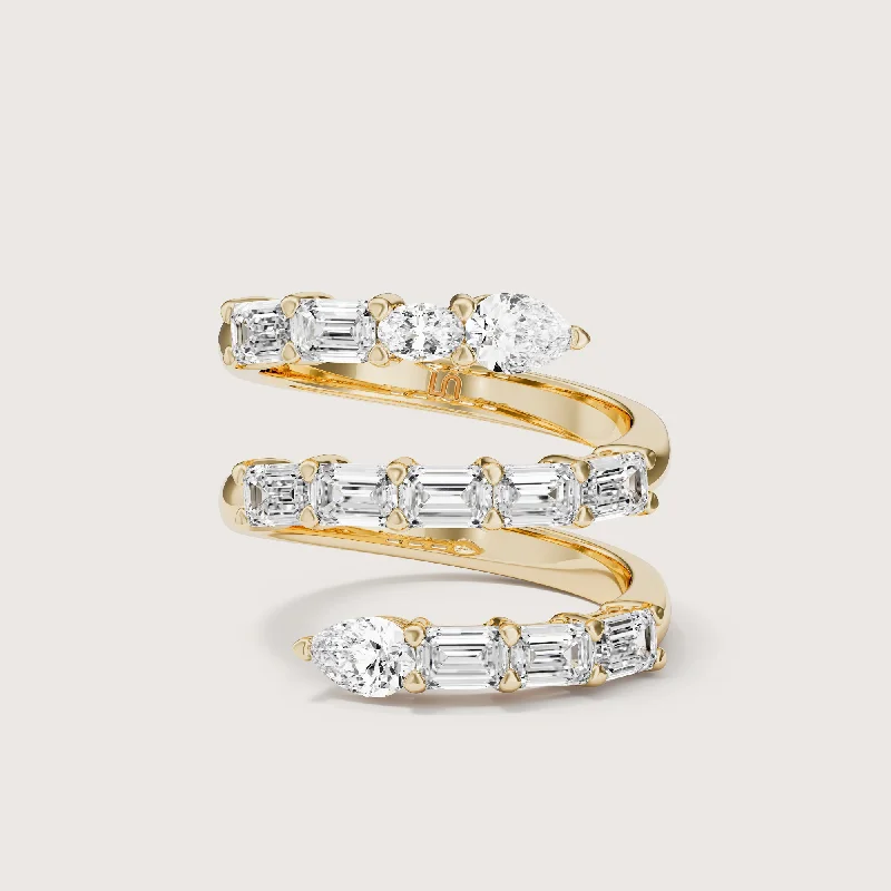 Floral - Patterned Women's Rings in 18K Yellow Gold for a Feminine LookPerdu Diamond Ring Floral - Patterned Women's Rings in 18K Yellow Gold for a Feminine LookPerdu Diamond Ring