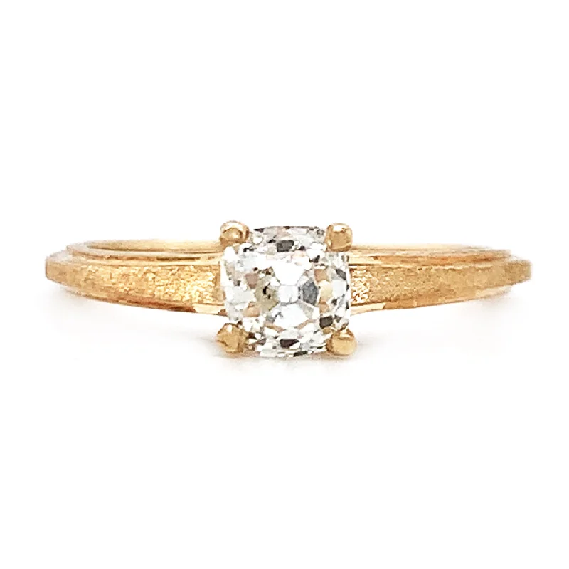 Women's Diamond Rings with Sapphire Accents in Blue for a Colorful and Sophisticated TouchPeruzzi Diamond Yellow Gold Solitaire Ring - "Timeless Treasure" Women's Diamond Rings with Sapphire Accents in Blue for a Colorful and Sophisticated TouchPeruzzi Diamond Yellow Gold Solitaire Ring - "Timeless Treasure"