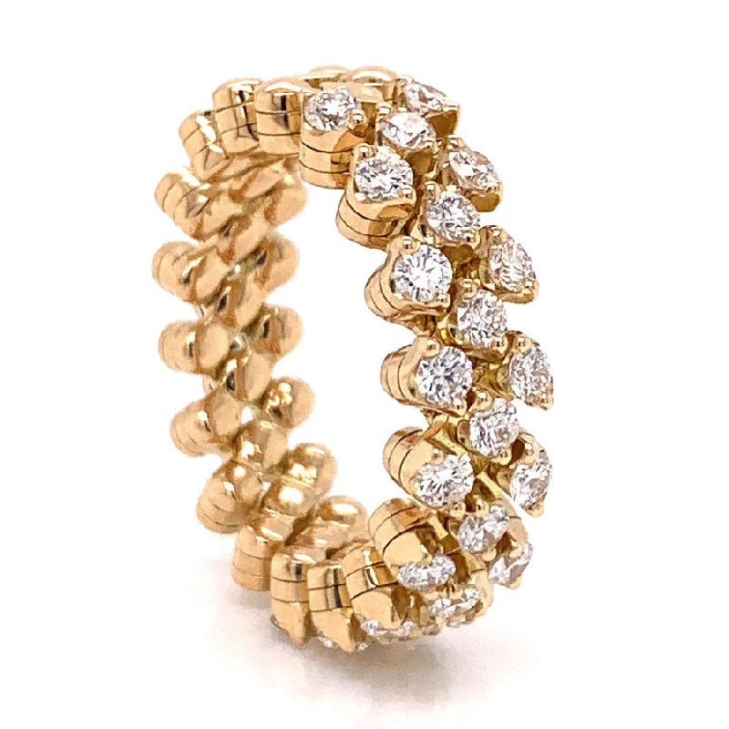 Tennis - Style Women's Diamond Rings with a Continuous Row of Diamonds for a Classic and Versatile Look18K Yellow Gold Three Row Expandable Brevetto Diamond Ring