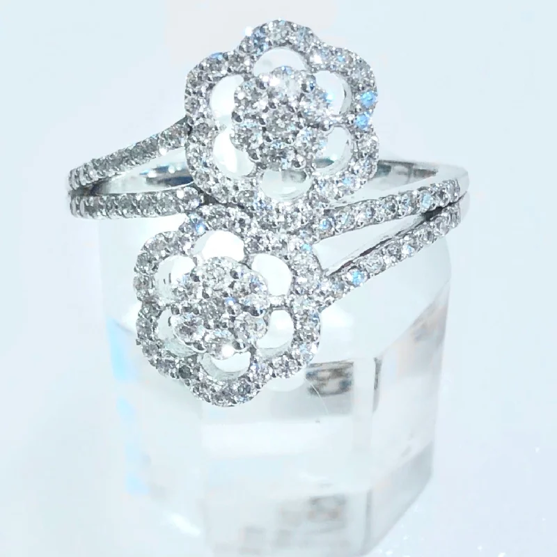 Rhinestone - Embellished Fashion Rings in Silver - Tone Metal for a Glamorous TouchPave Double Cluster ring Rhinestone - Embellished Fashion Rings in Silver - Tone Metal for a Glamorous TouchPave Double Cluster ring