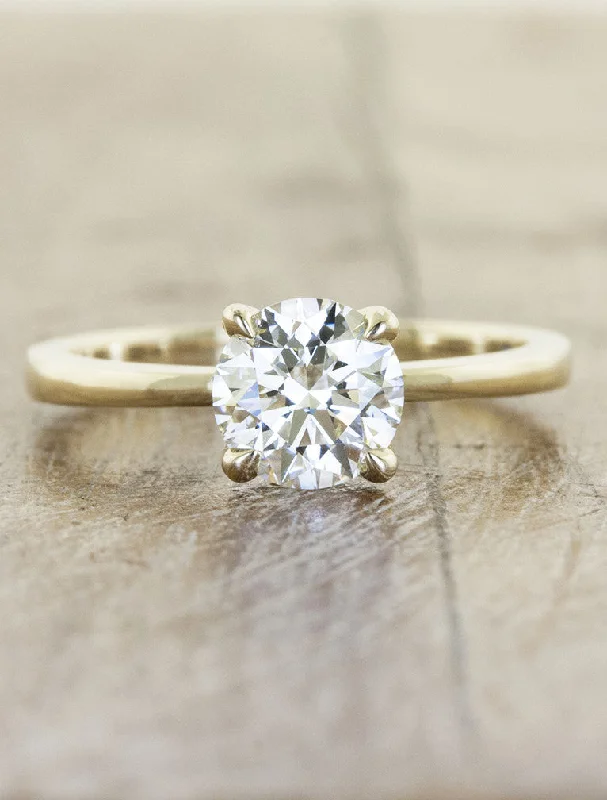 Men's Peridot Engagement Rings in 14K Gold - Filled Metal with a Micro - Pave SettingEve Men's Peridot Engagement Rings in 14K Gold - Filled Metal with a Micro - Pave SettingEve