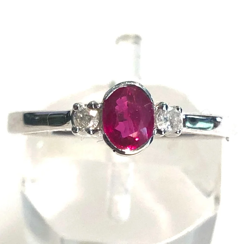 Magnetic Fashion Rings in Stainless Steel with a Modern, Interlocking DesignRuby and Diamond Ring Magnetic Fashion Rings in Stainless Steel with a Modern, Interlocking DesignRuby and Diamond Ring