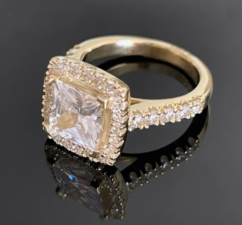 Tennis - Style Women's Rings with a Row of Round Diamonds in PlatinumRita women’s ring Tennis - Style Women's Rings with a Row of Round Diamonds in PlatinumRita women’s ring