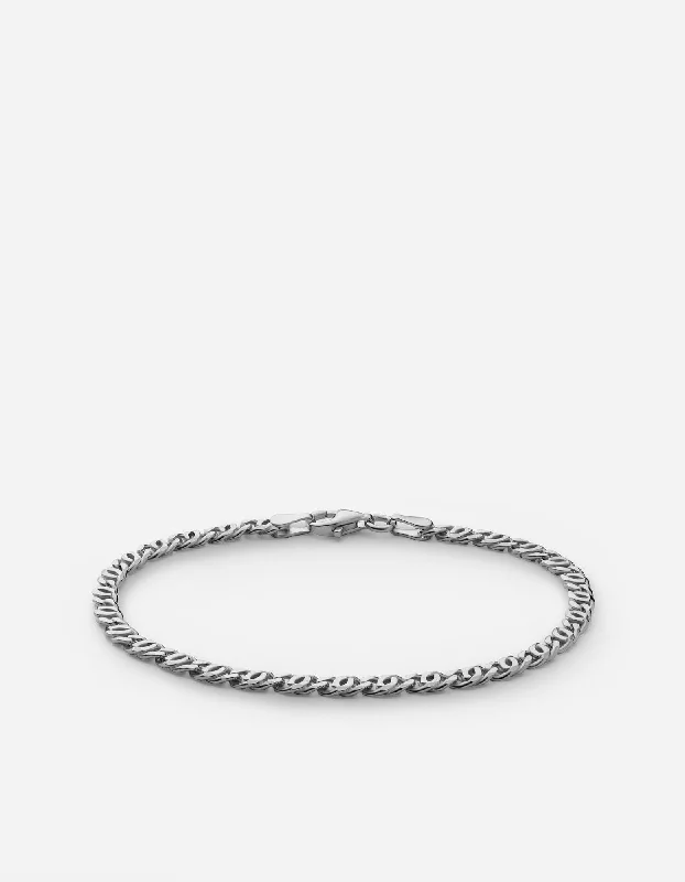 Diamond - Encrusted Women's Rings for Special Occasions in 18K GoldTrack Chain Bracelet, Sterling Silver Diamond - Encrusted Women's Rings for Special Occasions in 18K GoldTrack Chain Bracelet, Sterling Silver