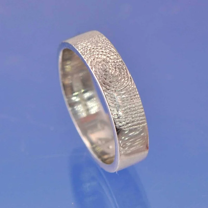Adjustable double finger rings for a perfect fitFingerprint Ring - Platinum