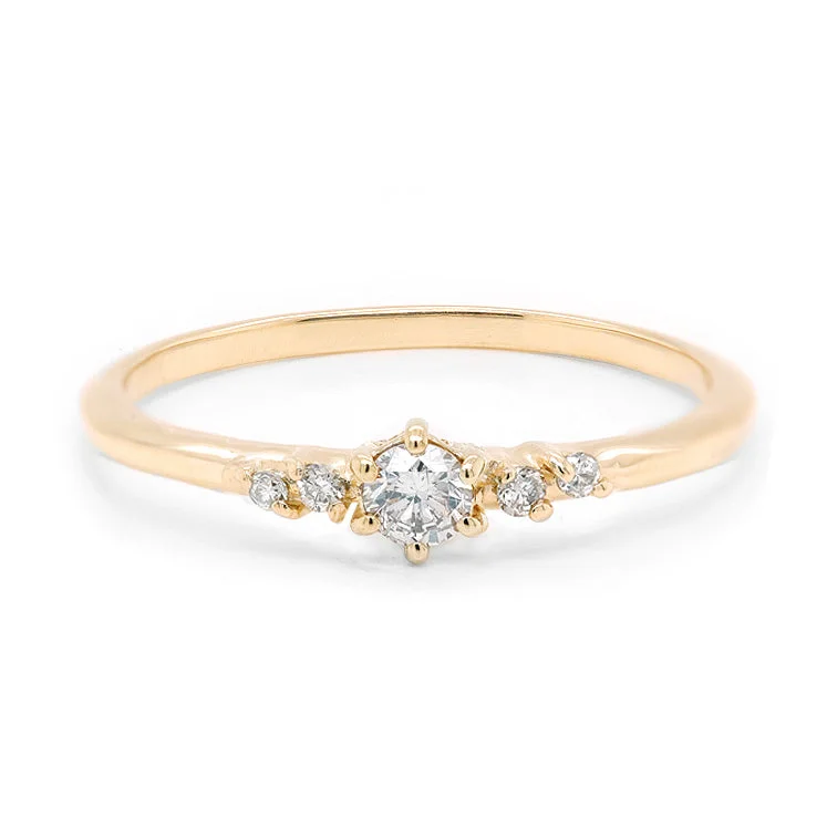 Heart - Shaped Women's Diamond Rings in Rose Gold for a Romantic and Symbolic GiftLia II | white diamond Heart - Shaped Women's Diamond Rings in Rose Gold for a Romantic and Symbolic GiftLia II | white diamond