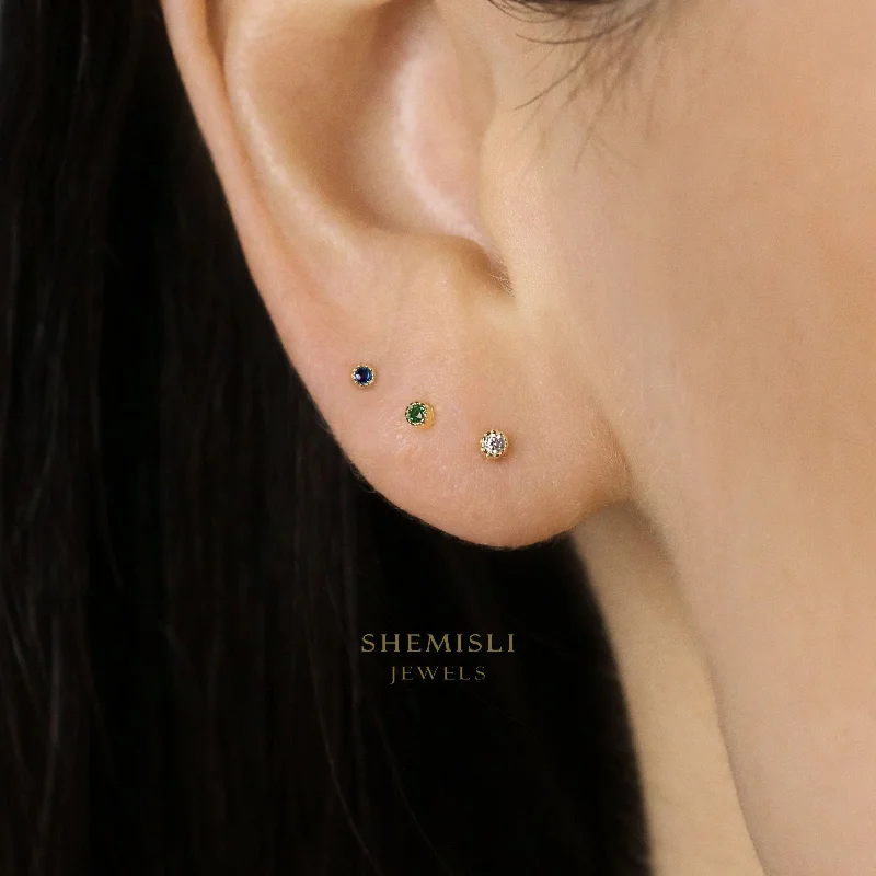 Super Tiny CZ Stone Studs, White Stone, Emerald, Sapphire, Unisex, Gold, Silver SHEMISLI - SS231, SS232, SS233 Super Tiny CZ Stone Studs, White Stone, Emerald, Sapphire, Unisex, Gold, Silver SHEMISLI - SS231, SS232, SS233