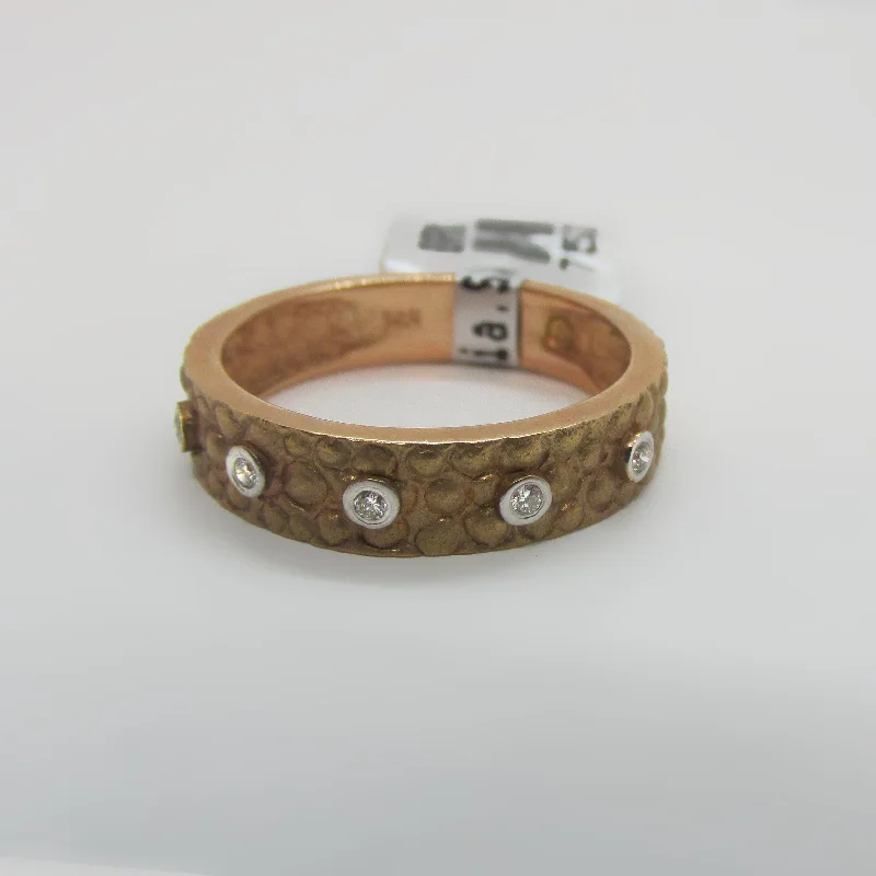 Commemorate rings with a diamond - encrusted band for a sparkly lookTextured Gold Band With 5 Diamonds Commemorate rings with a diamond - encrusted band for a sparkly lookTextured Gold Band With 5 Diamonds