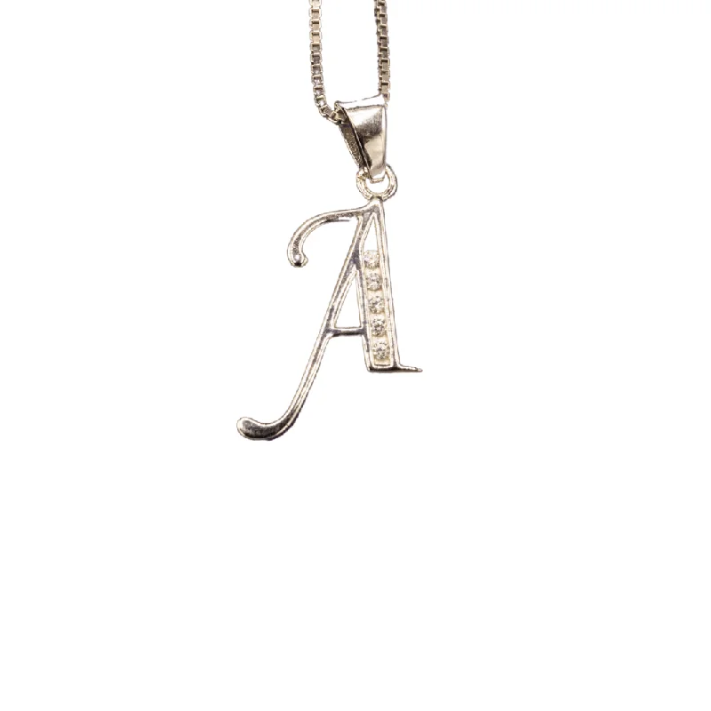 Braided Hemp Rope Necklace with a Seashell Pendant for Summer BeachgoersWHITE GOLD SCRIPT SILVER LETTER Braided Hemp Rope Necklace with a Seashell Pendant for Summer BeachgoersWHITE GOLD SCRIPT SILVER LETTER