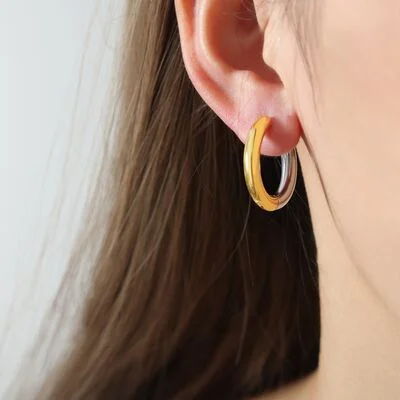 Chunky hoop earrings18K Gold-Plated Huggie Earrings